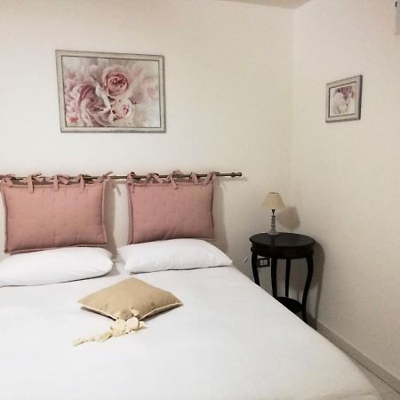 Bed and Breakfast Il Sogno... Салерно Экстерьер фото